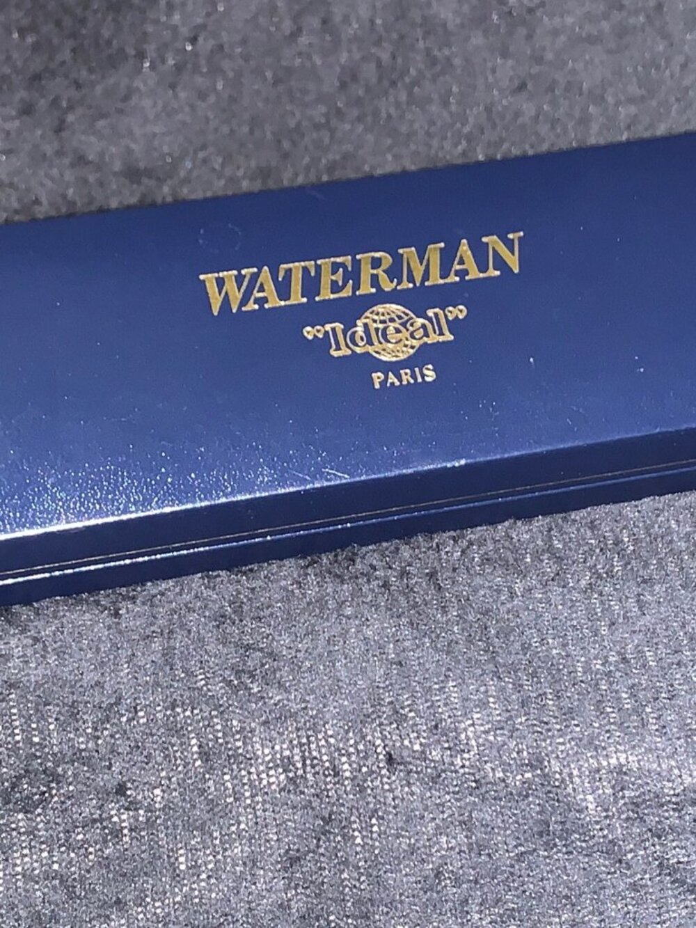 Waterman “Ideal” Paris 18k 750 Gold Nib F. Pen - Beautiful Red Marble w/Gld Trim